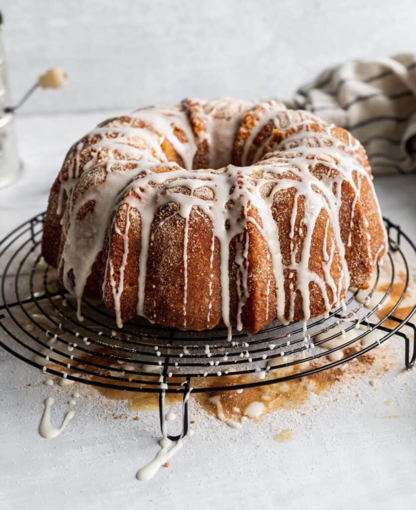 Apple Cider Donut Cake Stephanie's Sweet TreatsStephanie Apple Cider Donut Cake Stephanie's Sweet TreatsStephanie