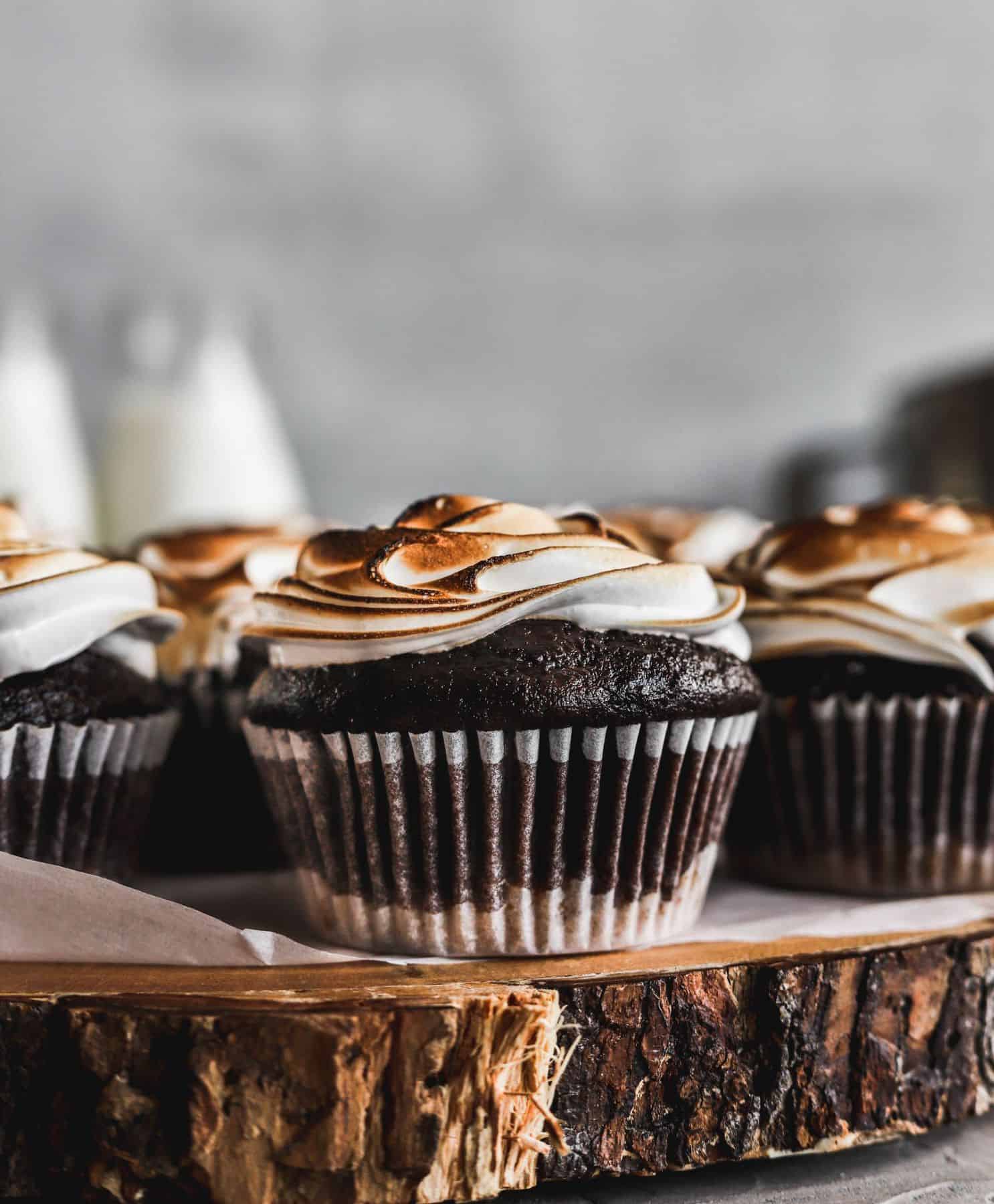 Toasted S'mores Cupcakes Stephanies Sweet Treats