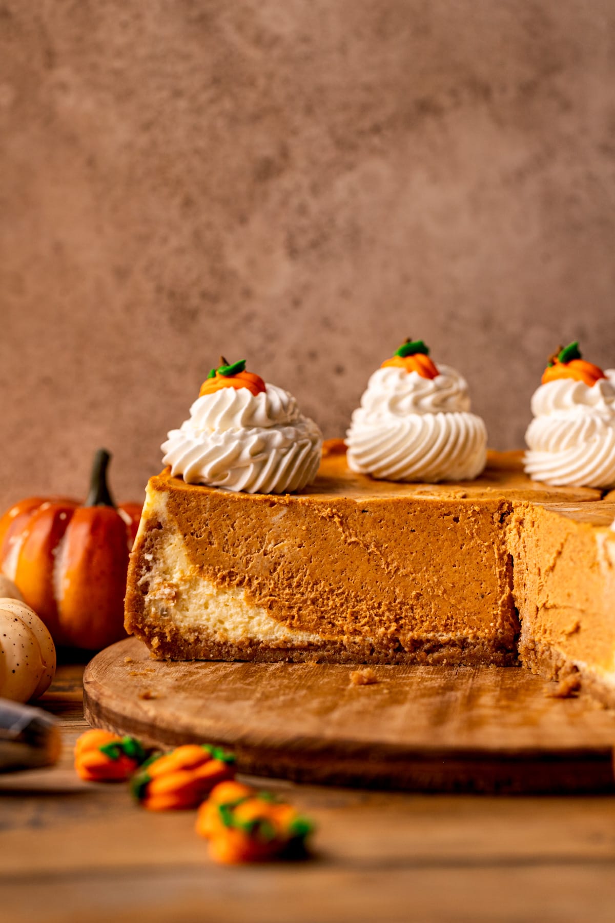 Side view of pumpkin cheesecake.