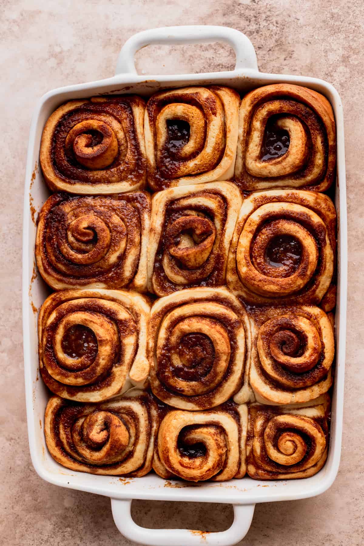 Baked rolls in the pan.