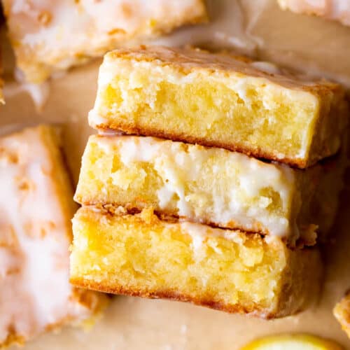 Three lemon brownies on its side.