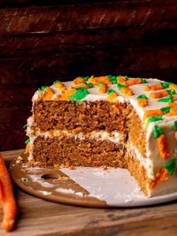 Decorated cake on a platter.