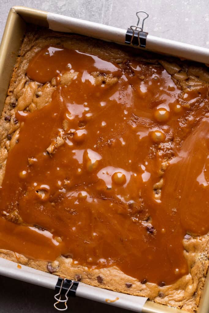 Caramel on top of cookie dough.