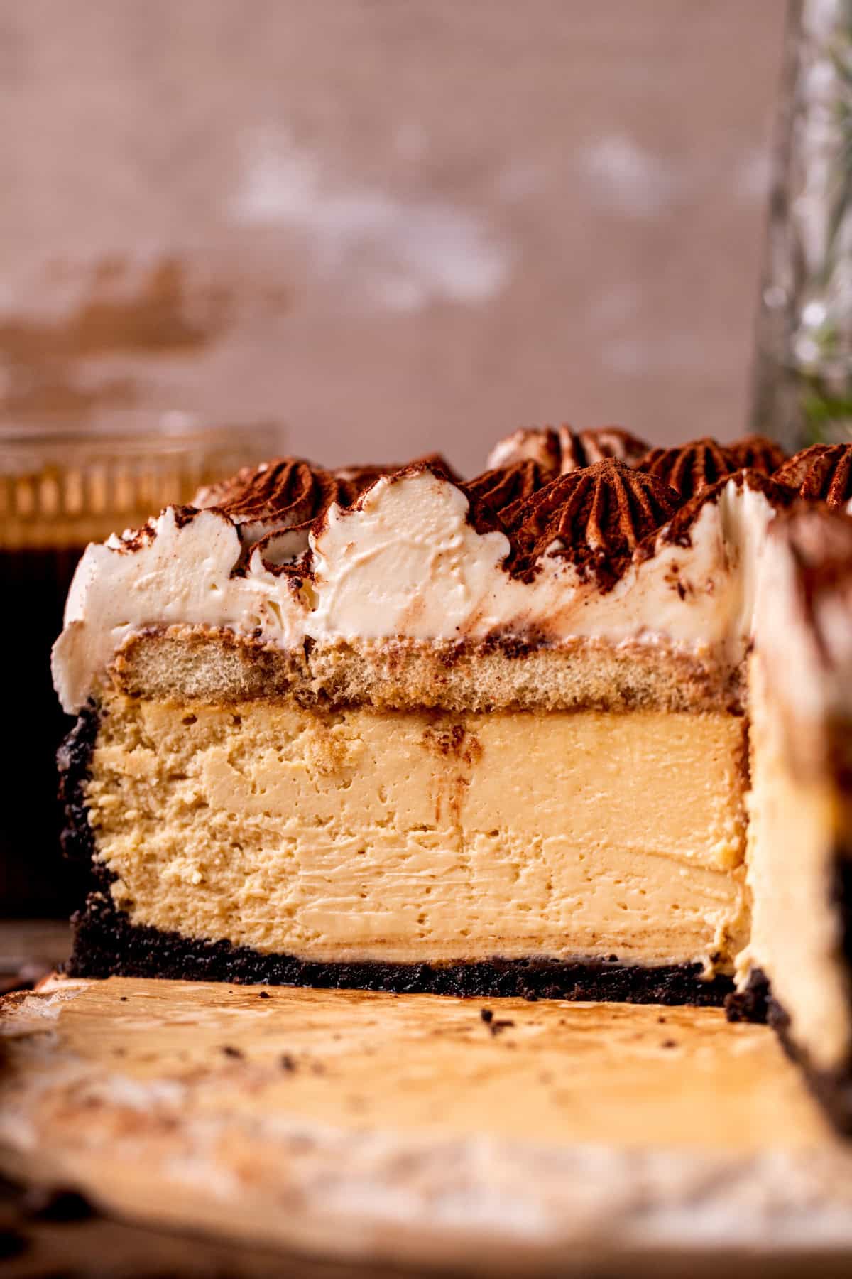 Close up of the side of the cheesecake.