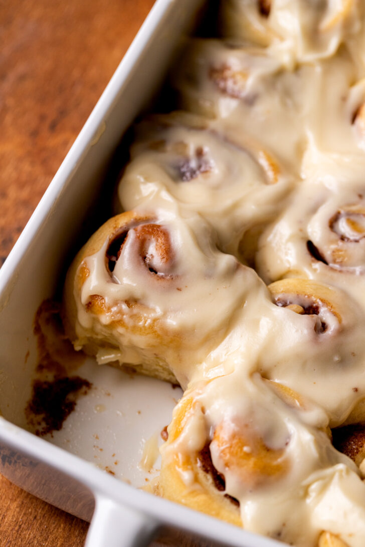 Side view of rolls.