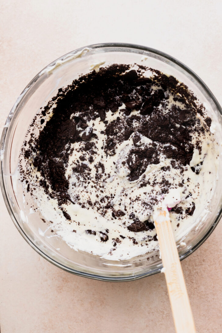 Cheesecake batter in a bowl.