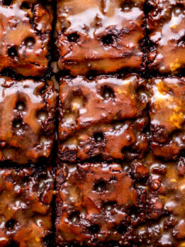 Top view of caramel brownies.