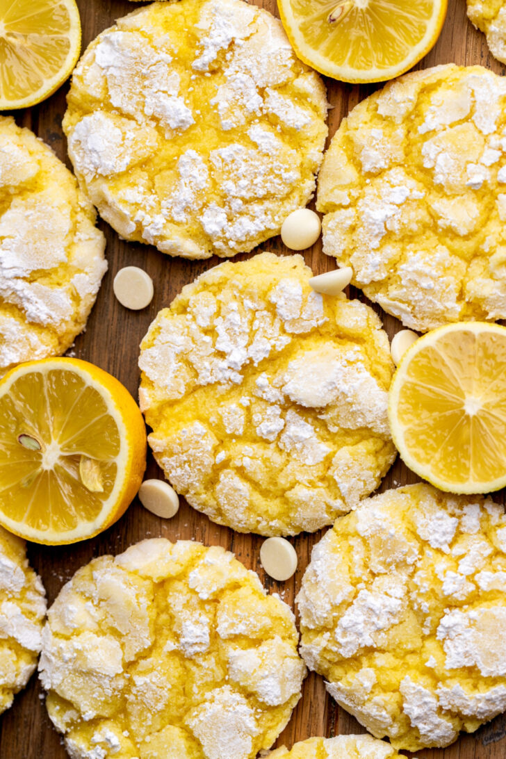 Top view of lemon crinkle cookies.