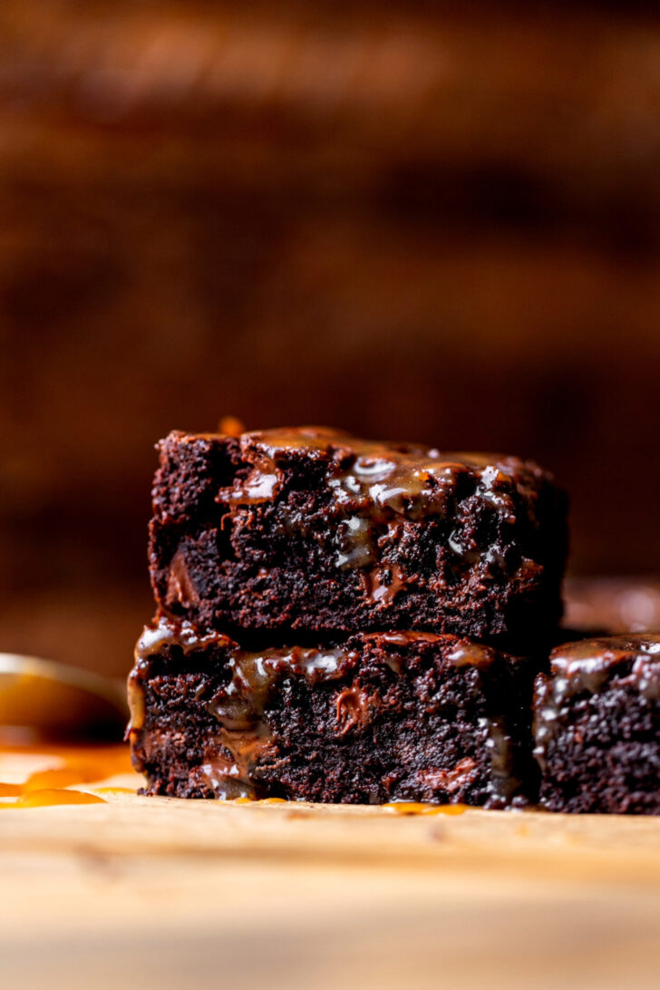Side view of two brownies.