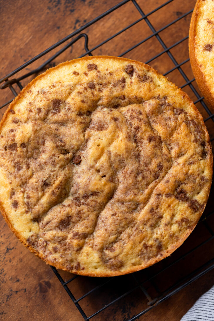 Baked cake on a wire rack.