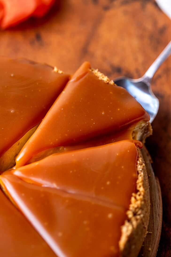 Caramel on top of cheesecake.