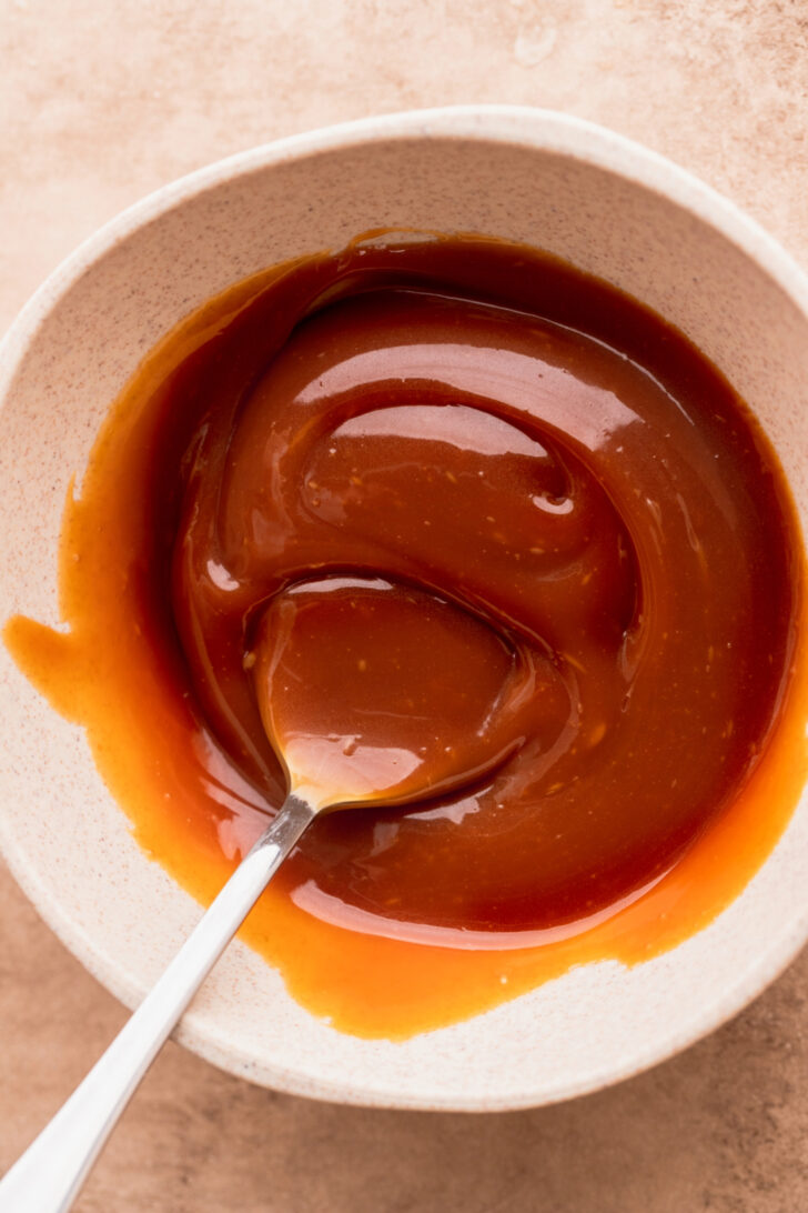 Caramel in a bowl.
