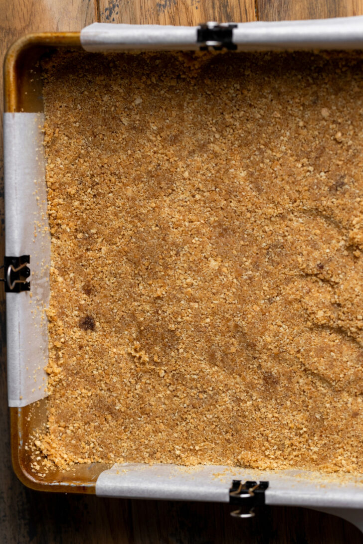 Graham cracker crust in the pan.