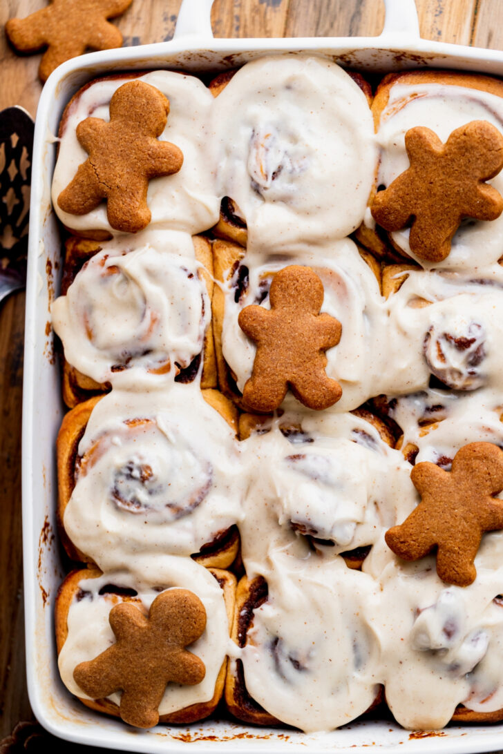 Close up of the top of the rolls.