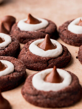 Side view of hot cocoa cookie blossoms.