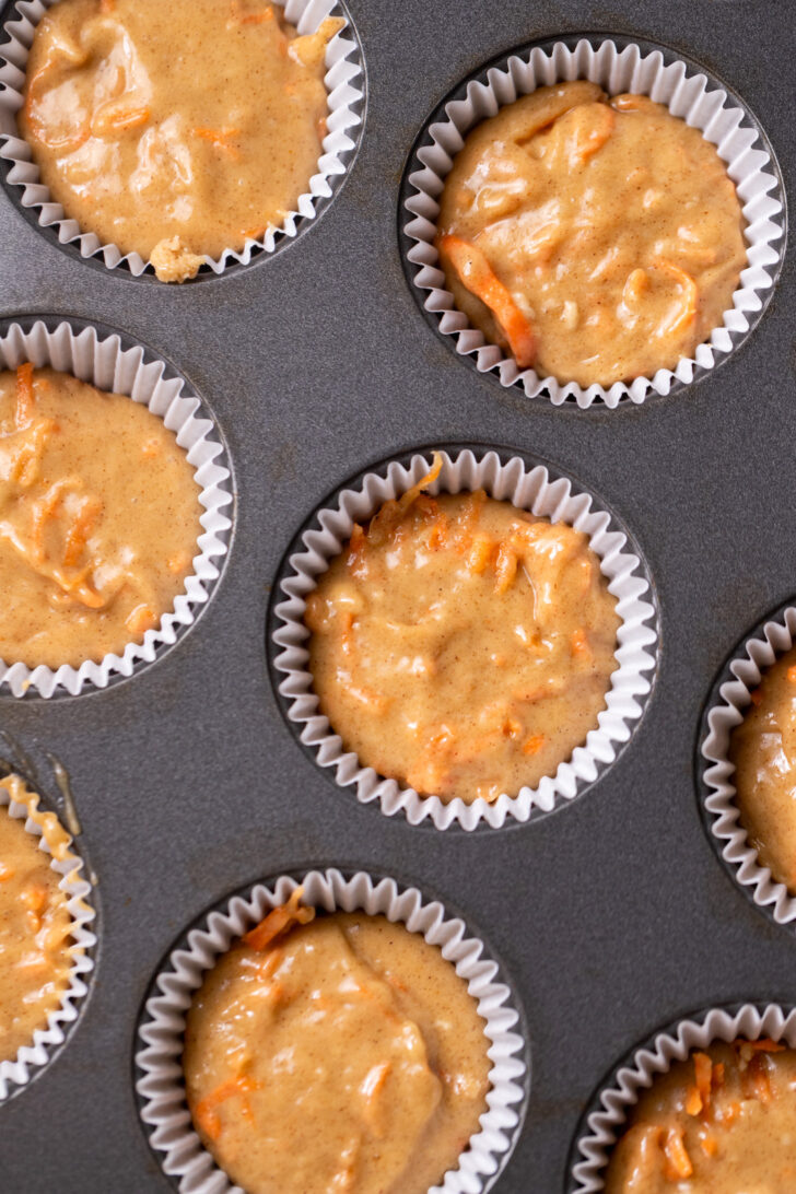 Cupcake batter in a cupcake batter.