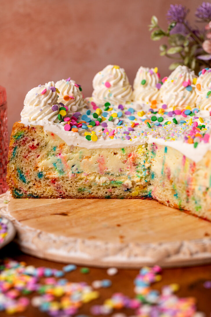 Side view of cheesecake opened up.