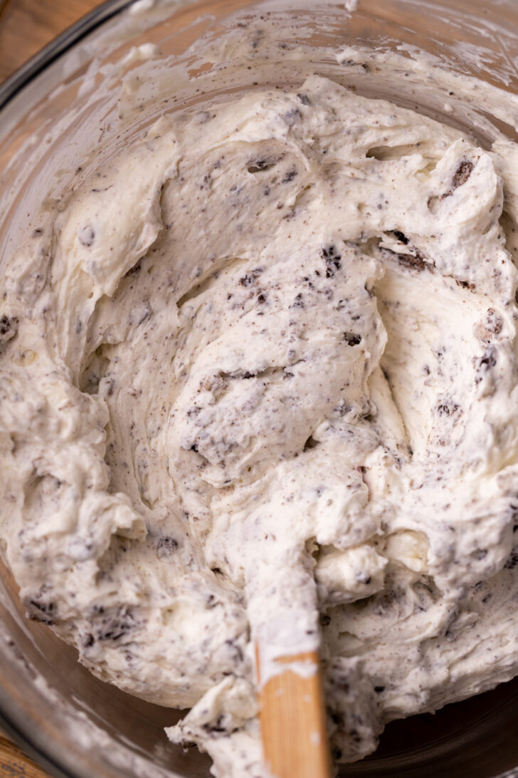 Oreo pie filling in a bowl.