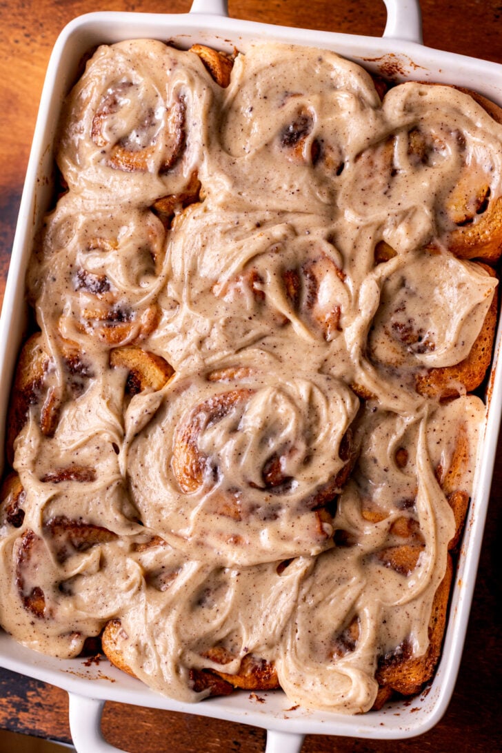 Top view of rolls in the pan.