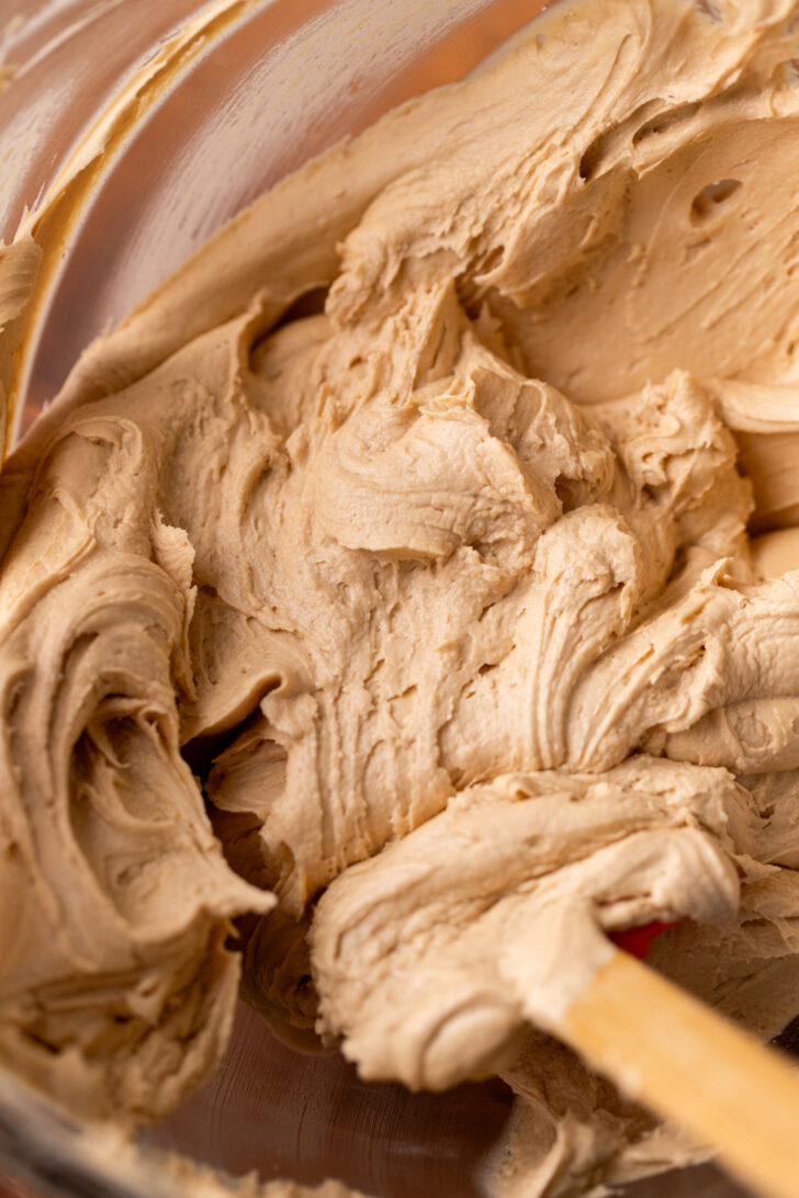 Cookie butter frosting in a bowl.