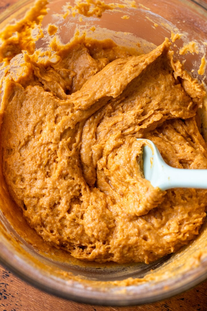 Pumpkin batter in a bowl.