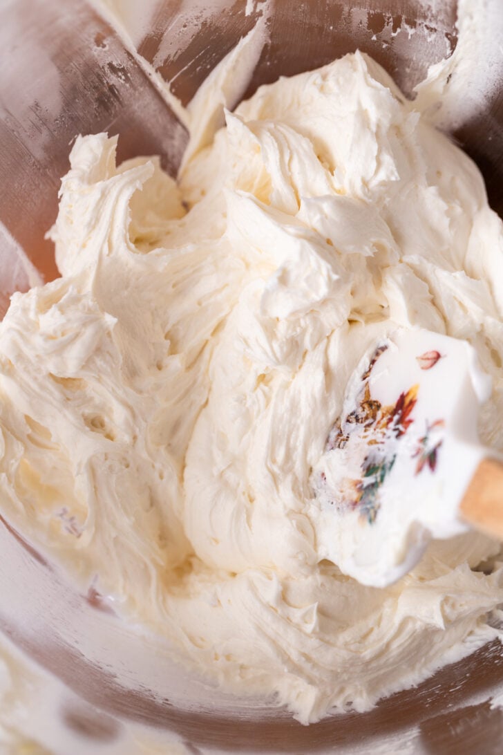 Marshmallow creme frosting in a bowl.