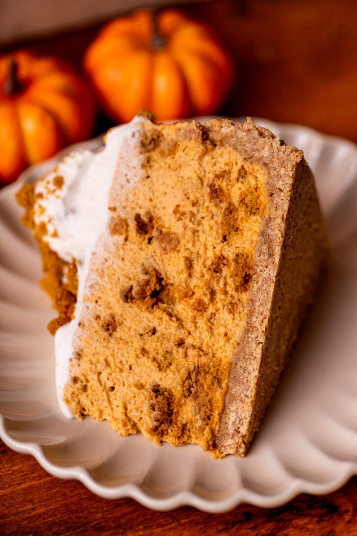Slice of pie on a plate.